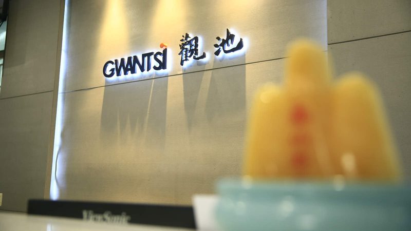 VI模板定制：揭秘企业品牌形象塑造的五大步骤